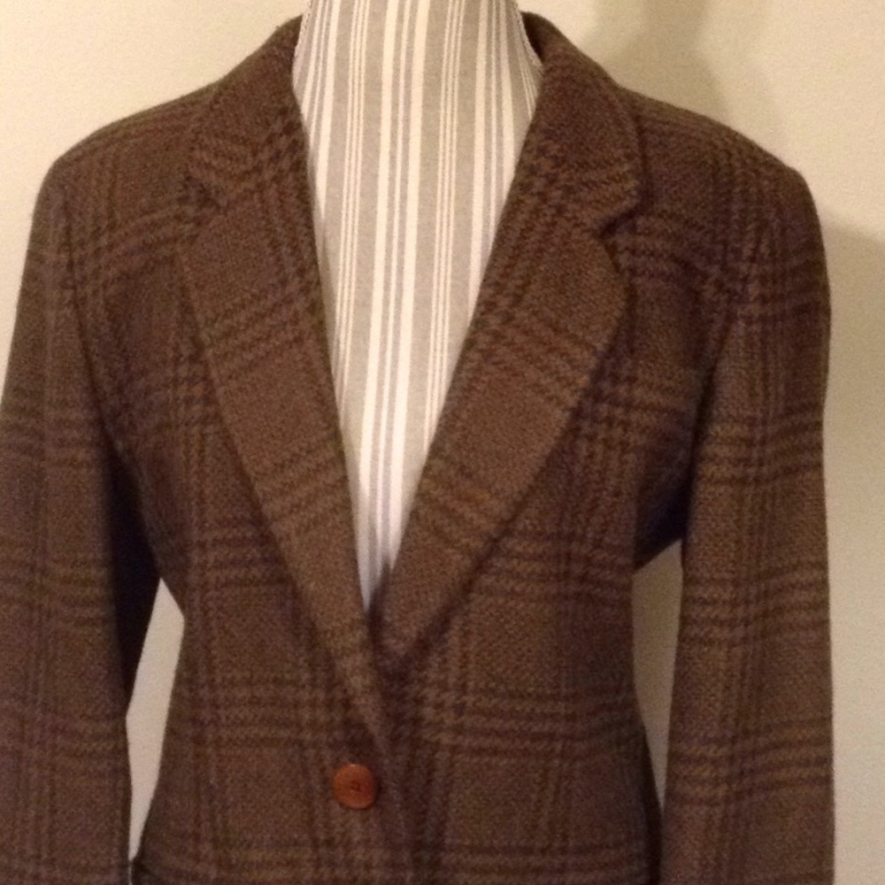 Georgio Armani cotton blend blazer, size 44, Italy